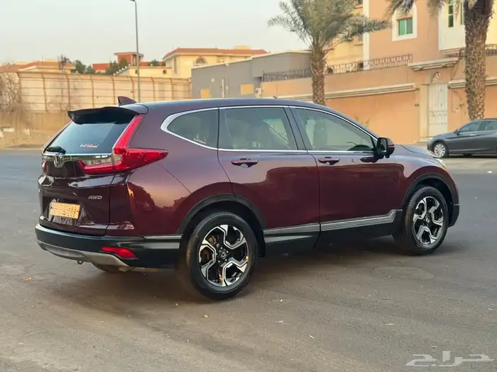 هوندا CRV 2017 فل كامل صيانات وكاله نظيف جدا 11