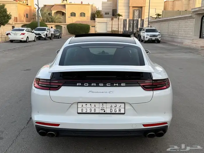 بورش بناميرا 2017 4S للبيع 9