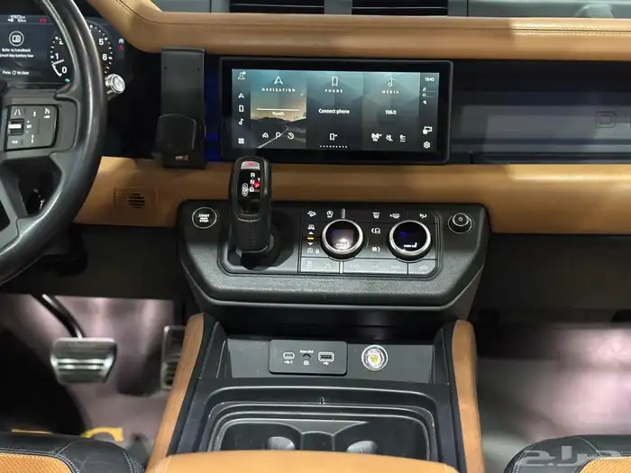 ديفندر أكس 2022 19