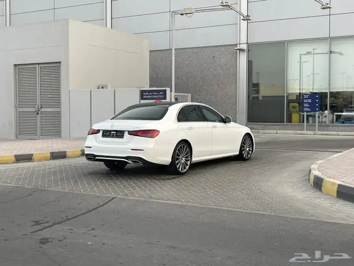 مرسيدس اي 300 2021 17