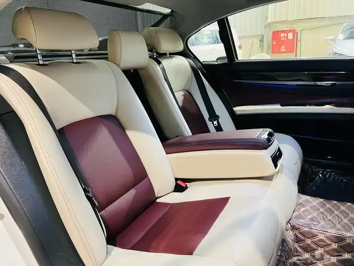 بي ام دبليو 2014 730Li فل (بحالة ممتازة) 8