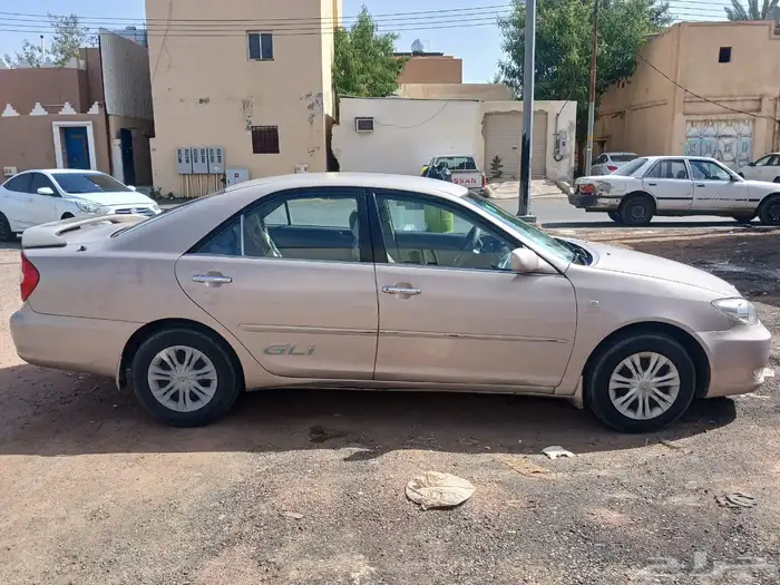 كامري 2004 مع لوحه 2