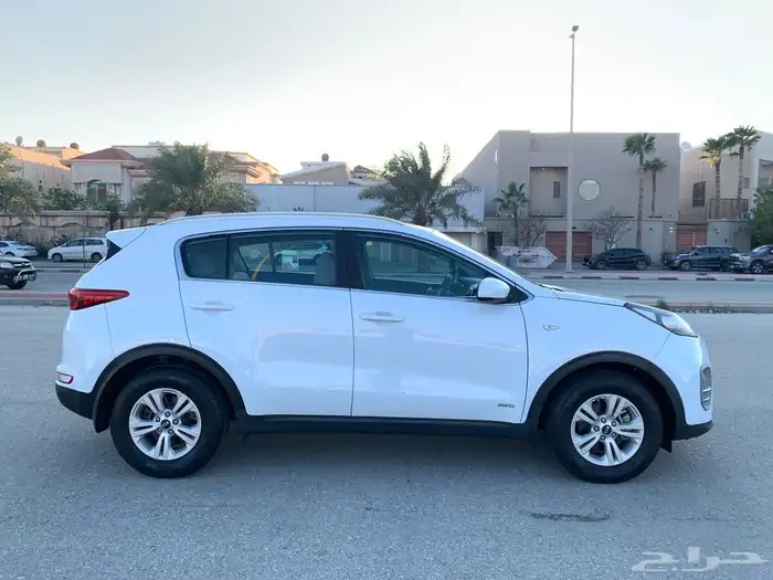 كيا سبورتاج ( بنزين) 2018 دبل 2.4 سعودي 17