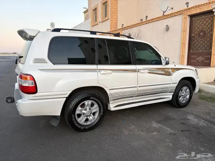 جيب لاندكروزر 2006 VX-R للبيع 2