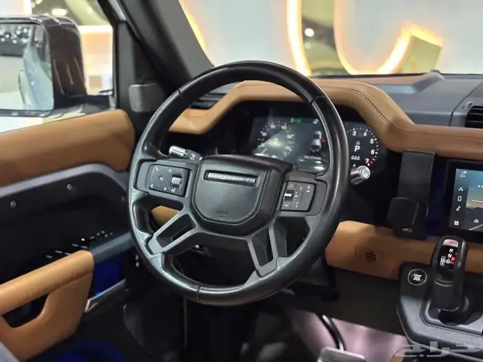 ديفندر أكس 2022 13