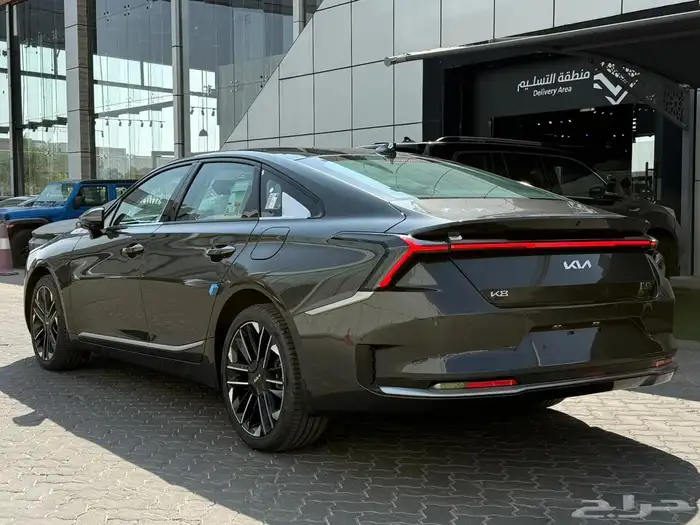 عرض حصري كيا 8 15