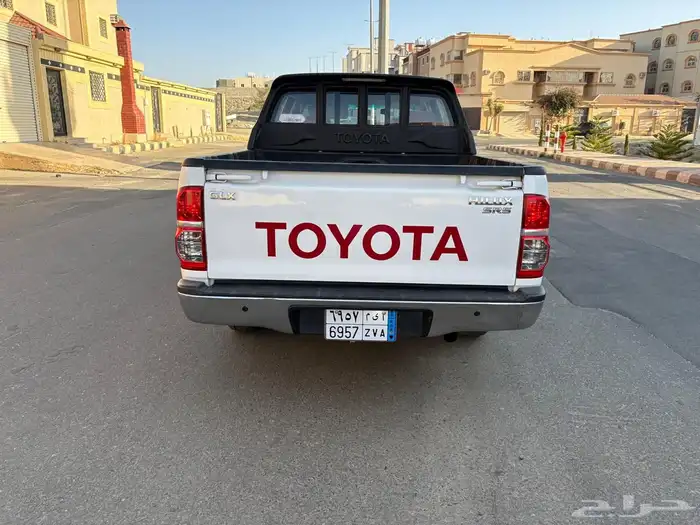 هايلكس 2015 شررط 8