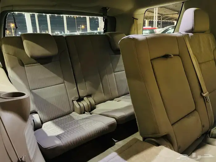 تاهو 2016 قصير ( بحالة ممتازة ) 8