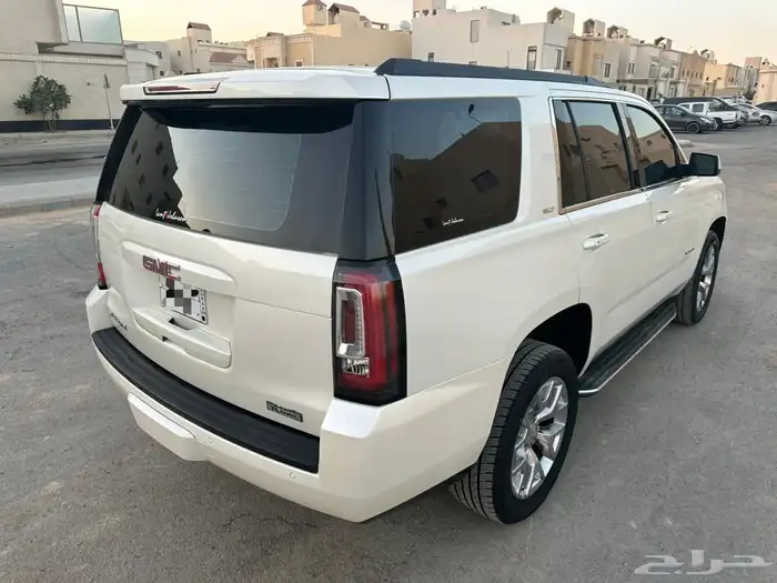 يوكن 2015 SLT اعلئ فئة وكالة 3