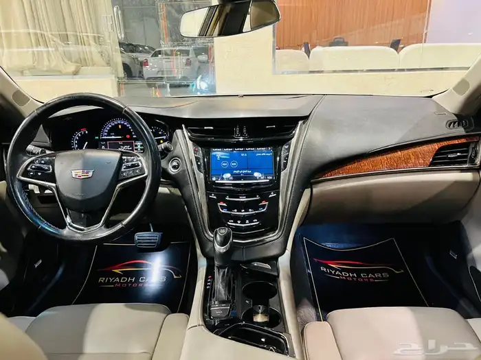 كاديلاك 2019 CTS فل كامل (بحالة ممتازة) 10