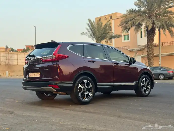 هوندا CRV 2017 فل كامل صيانات وكاله نظيف جدا 16