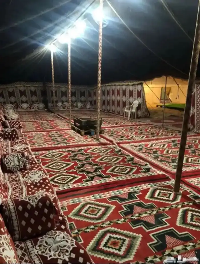 مخيم للبيع قسمين وماطور رامبو حجم 7000 0