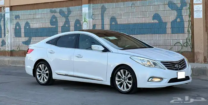 هيونداي ازيرا 2012 11
