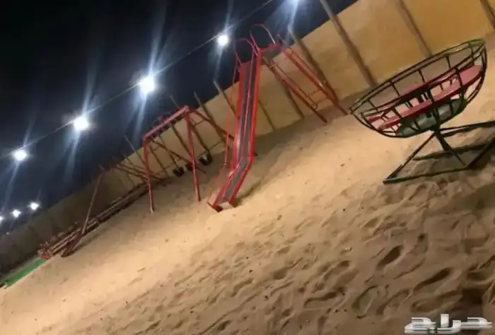 مخيم للبيع قسمين وماطور رامبو حجم 7000 11