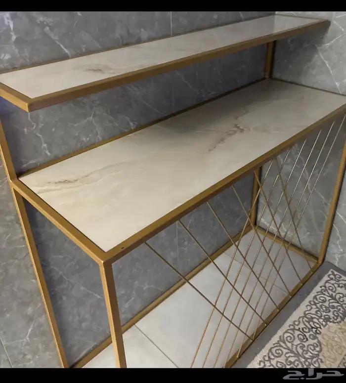 مدخل ذهبي بحالة ممتازه 0