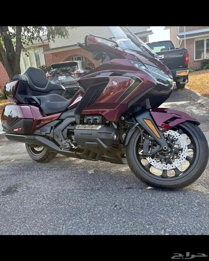 للبيع قولدوينق 2025 قير عادي 1