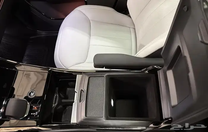 رنج سبورت -2024 -بسعر خيااالي 11