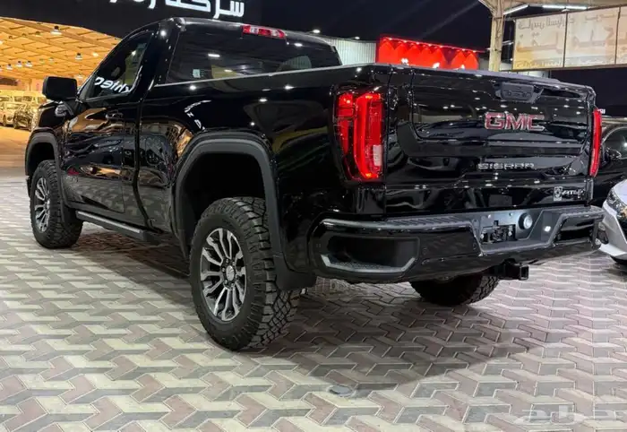 جي ام سي سييرا AT4 موديل 2022 عداد 9 الاف فقط 4