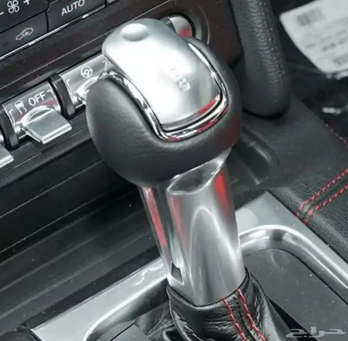 نافذة مثلث خلفي يمين ويسار موستنج 2019 2