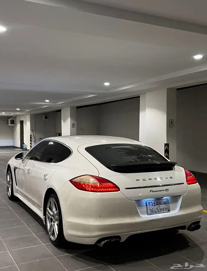 بورش باناميرا للبيع 3