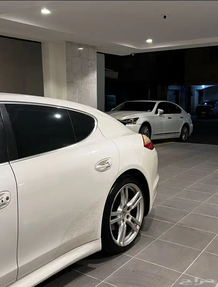 بورش باناميرا للبيع 1