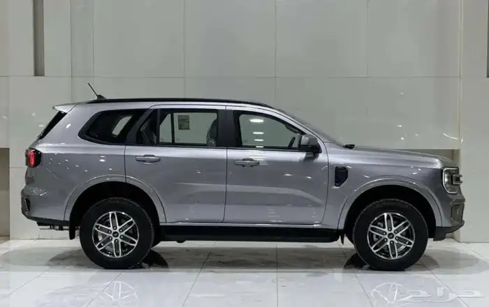 فورد ايفرست 2025 (ستاندر و فل كامل) دبل عازل حراري مجاني 7