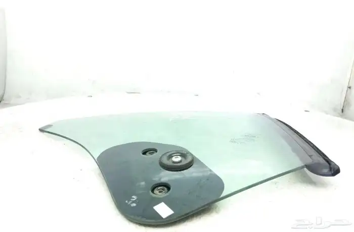 نافذة مثلث خلفي يمين ويسار موستنج 2019 1