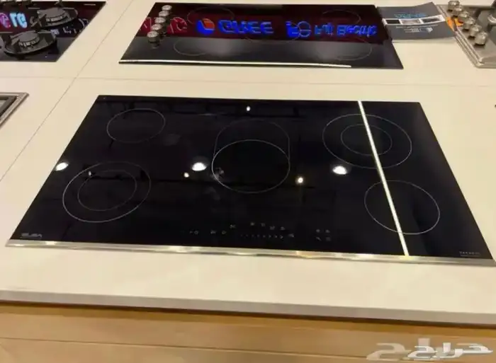 متوفر جميع أنواع الأسطح والأفران الباء الإيطالية بلت ان 8