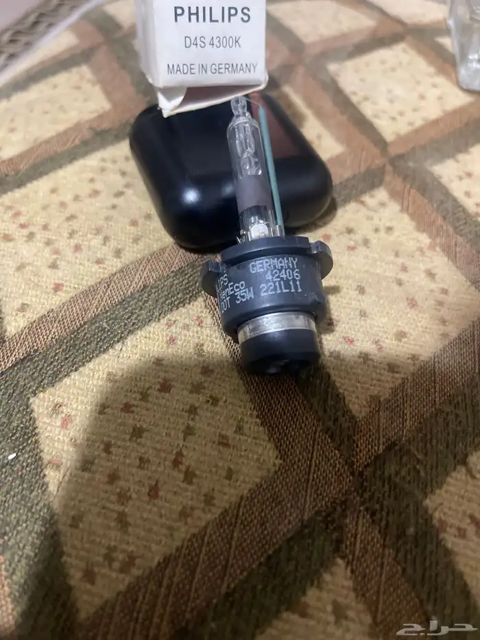 لمبه زينون جديده فيليبس D4S 4300K (HID) أصليه 0