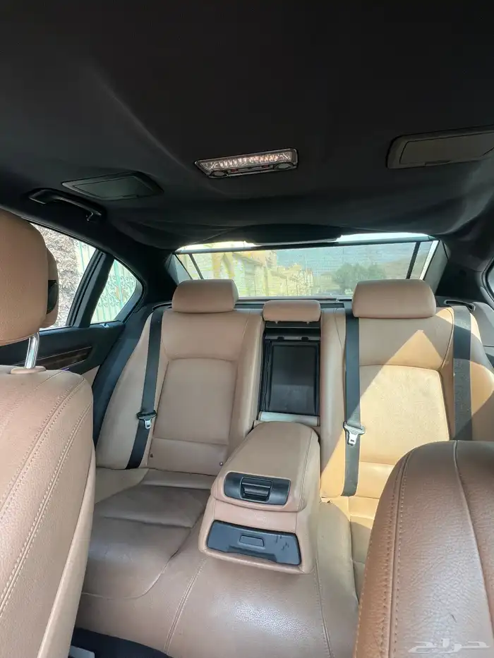 BMW 2014 740 Li 5