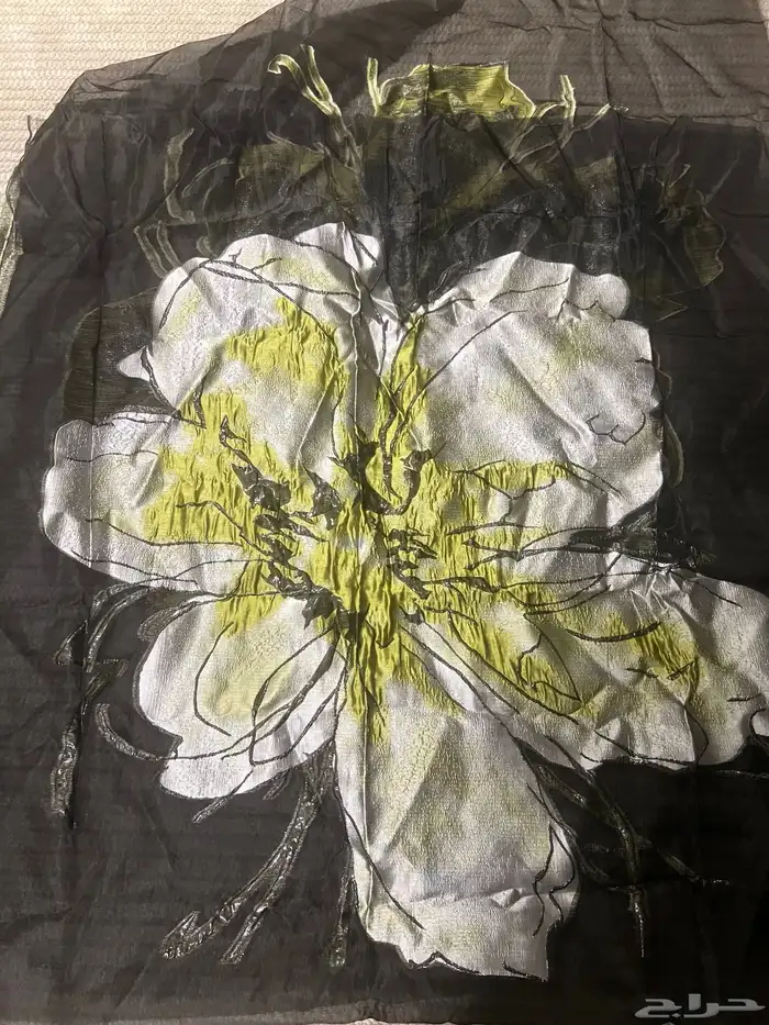 اغراض متجرللعبايات للبيع للبيع اقمشه وكلف عبايات جديده 33