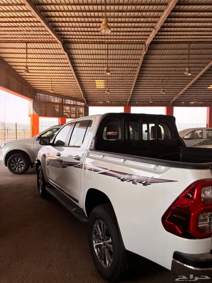 هايلكس 2025 بنزين فل كامل 3