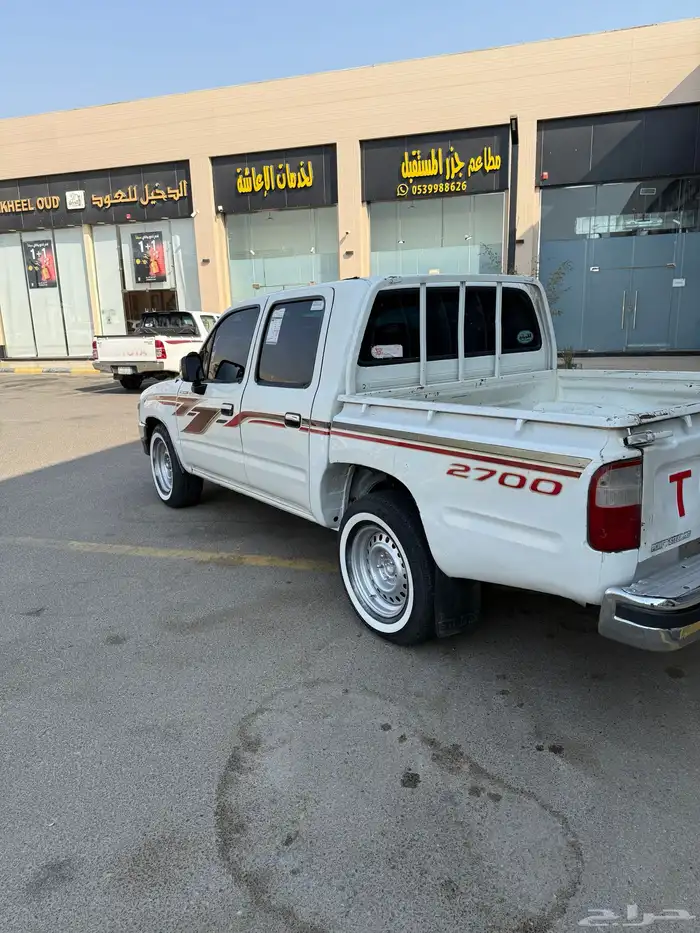 هايلوكس 2000 7