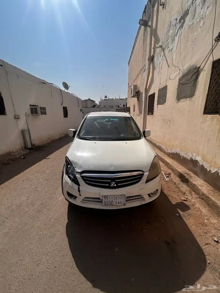 ميتسوبيشي z7 2015 8