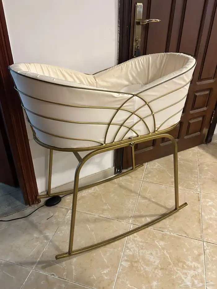 سرير اطفال جديد 4 1 مع سرير مواليد 7