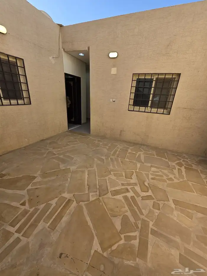 استراحة عزاب حي بدر للايجار 6