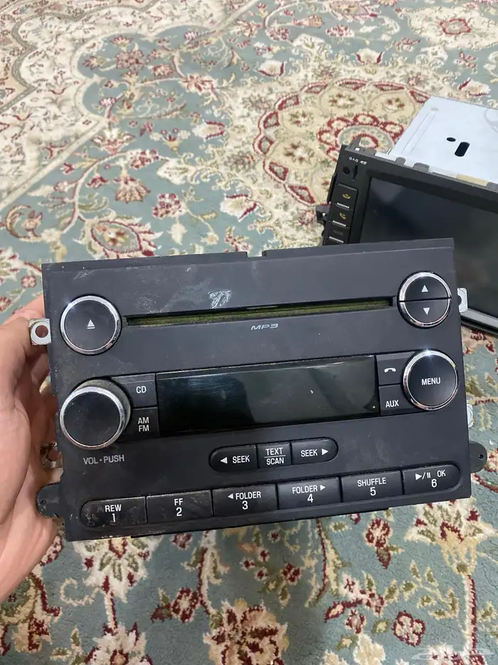 مسجل سنترا 2016 نظيف و ومسجل فورد اكسبدشن 2013 نظيف 2