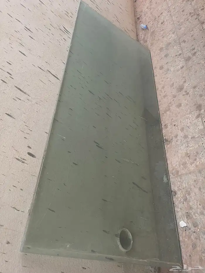 عرض عدد 2 لوح قزاز اصلي شرط للبيع مستعمل ارتفاع 240 سم متر 0