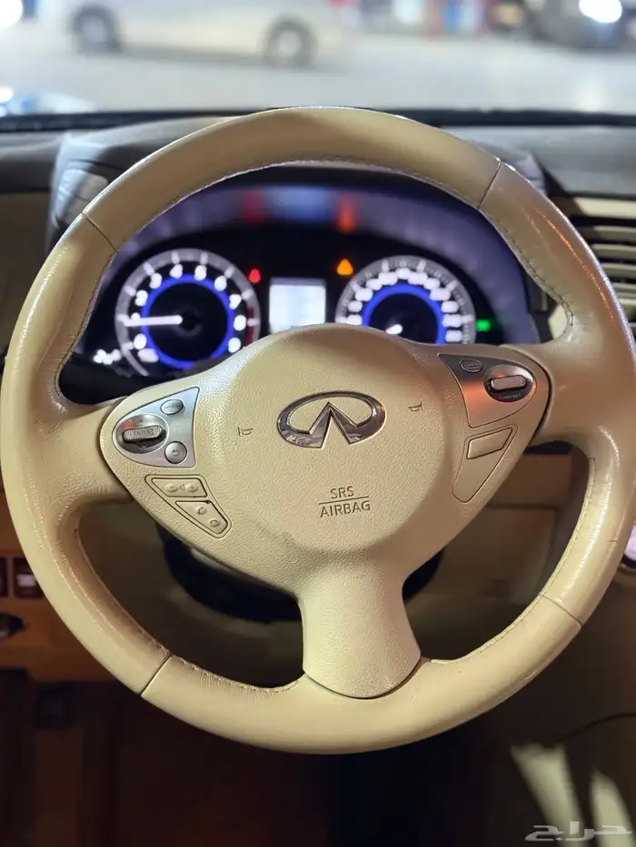 إنفينيتي QX70 2018 15