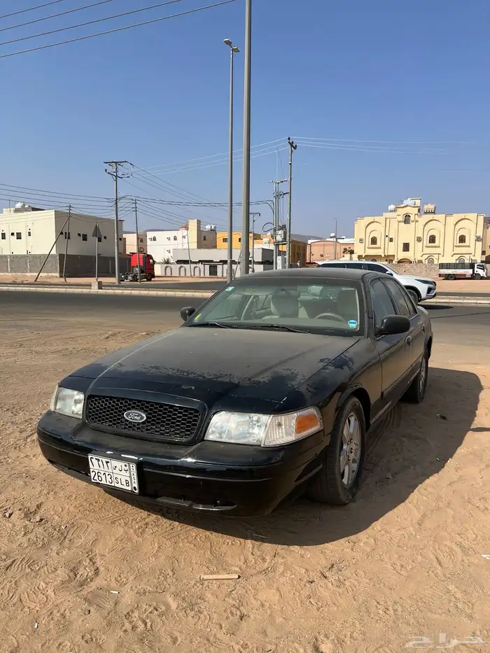 فورد بوليسي 2011 1