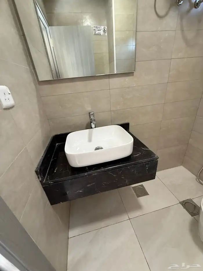 فيلا جديدة فاخرة للإيجار إسكان فالي شارعين 3500 ريال شهريا 12