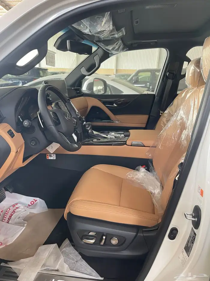 لكزس LX600 BB بنزين 2025 7