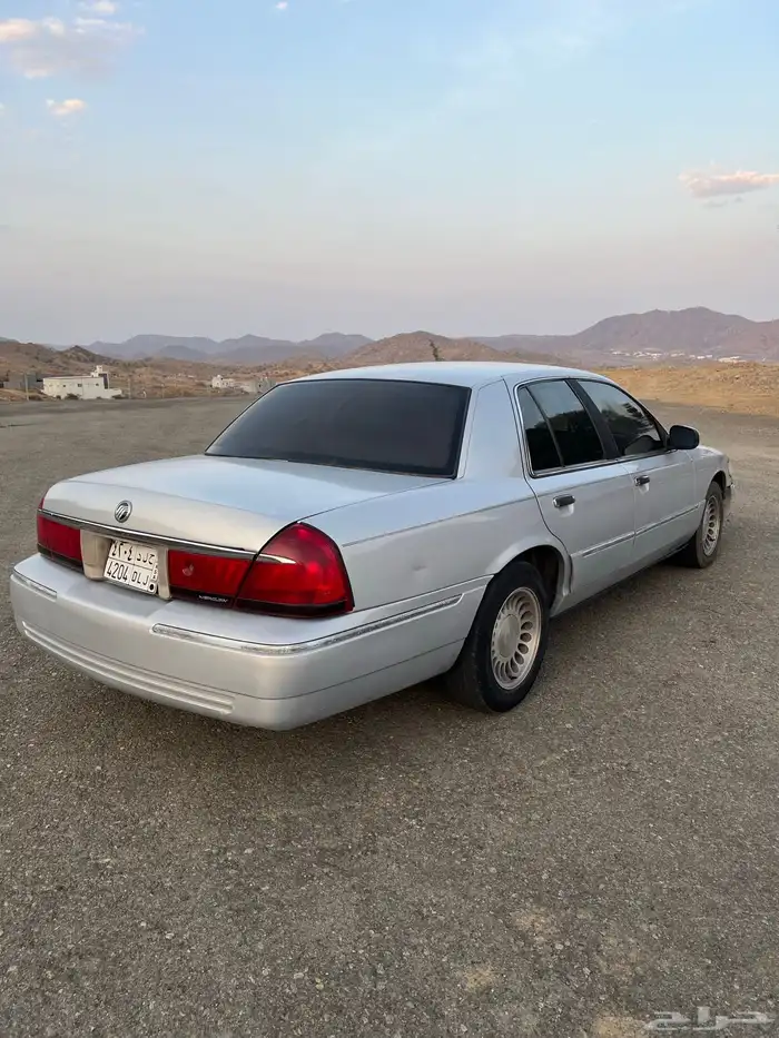 فورد ماركيز 2001 4