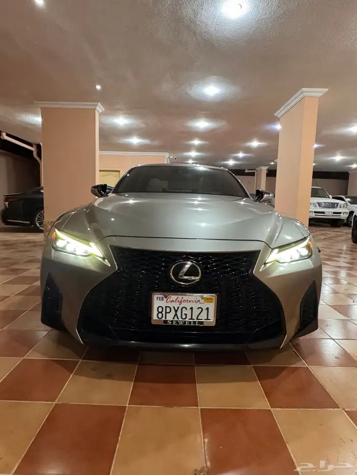 لكزس IS 350 F Sport 2023 6