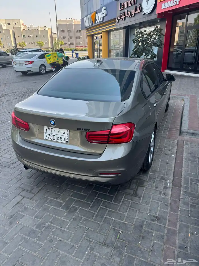 BMW 3 بي ام دبليو الفئة الثالثه 9