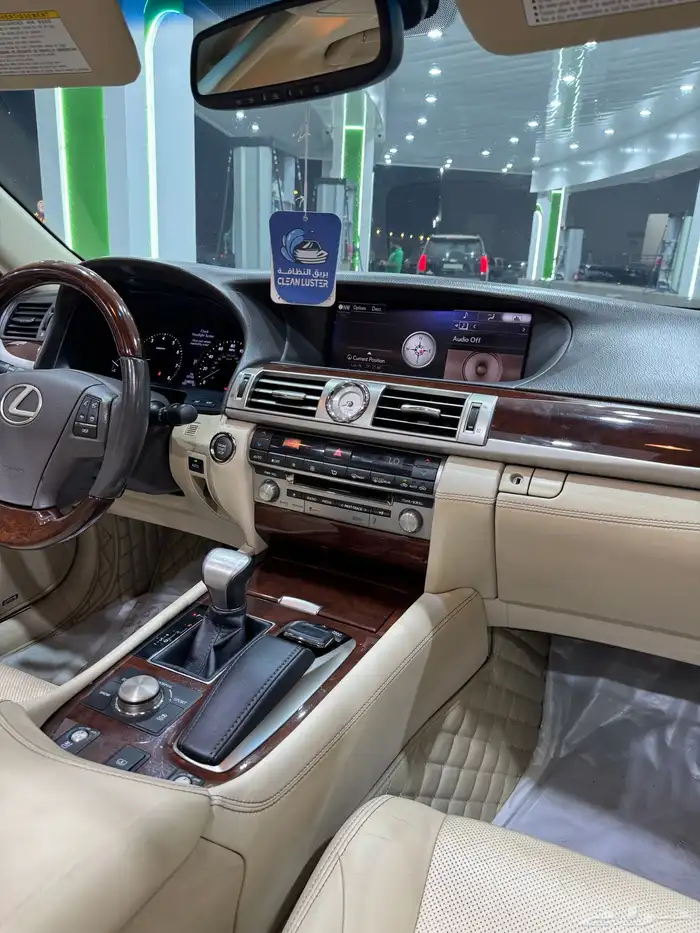 لكزس LS460 2015 وكالة 36