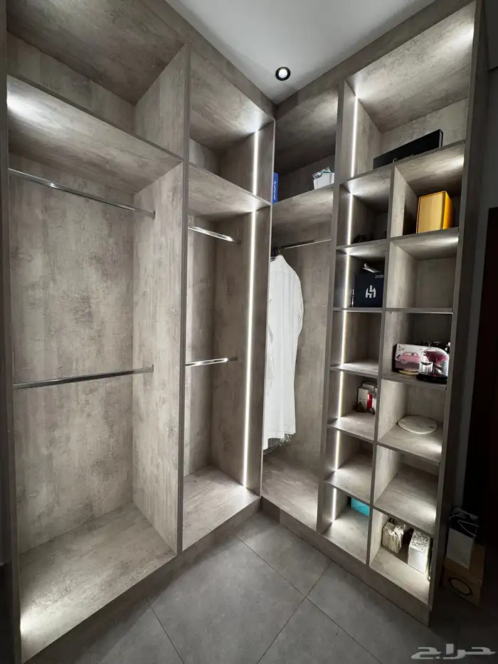 دولاب ملابس للبيع 1