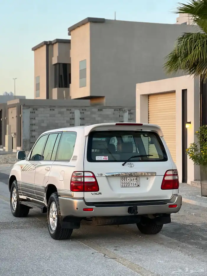 لاندكلوزر 2003 VX.R نضيف 16
