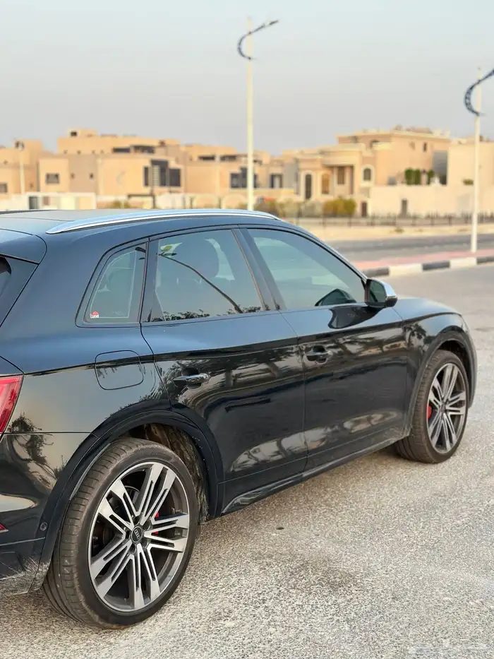 اودي SQ5 4