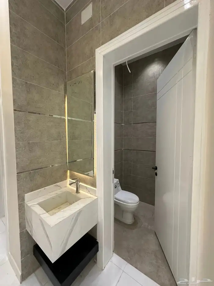 للبيع شقق بسعر 480 الف حى البديع ابها خلف الراشد مول 8